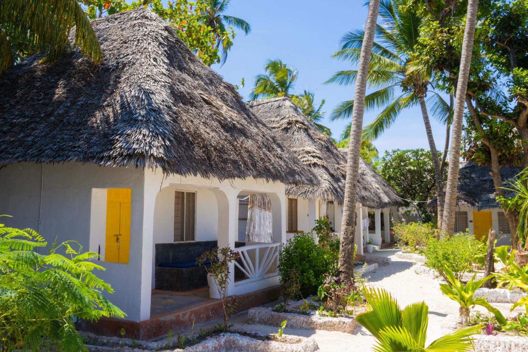 Pili Pili Palm Beach Джамбиани Экстерьер фото