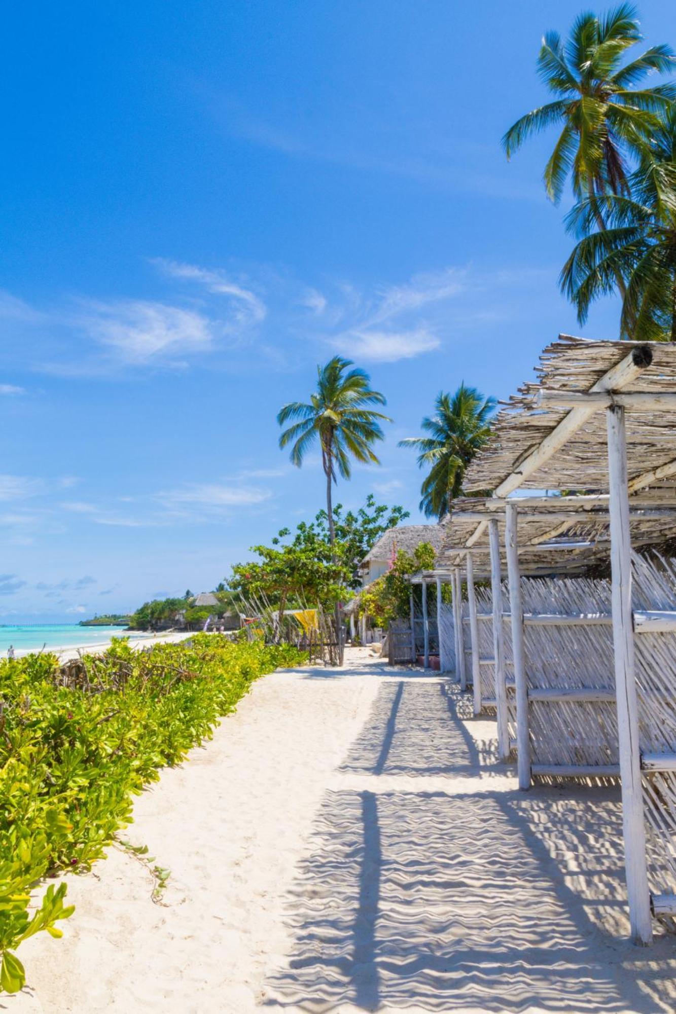 Pili Pili Palm Beach Джамбиани Экстерьер фото