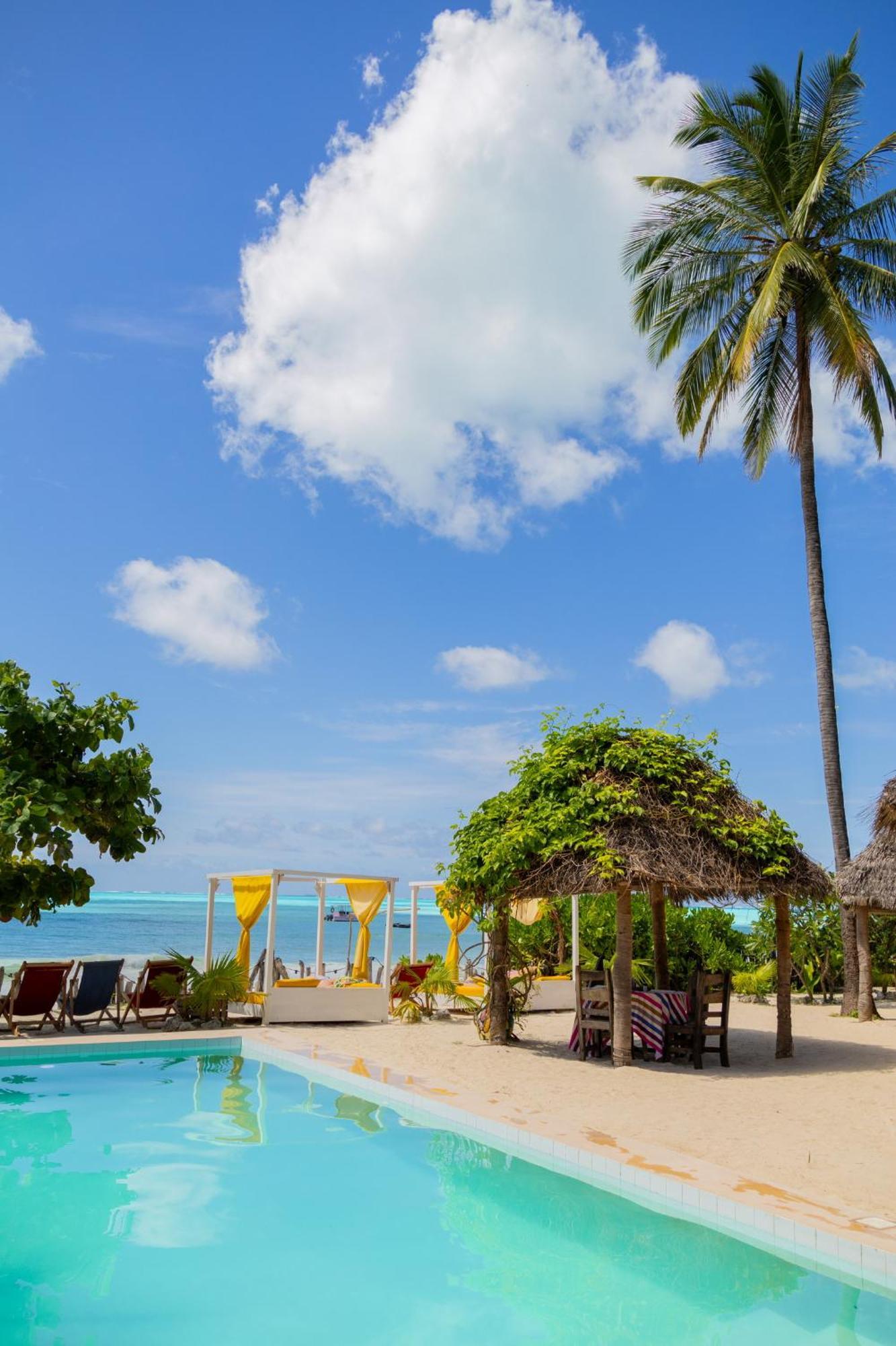 Pili Pili Palm Beach Джамбиани Экстерьер фото